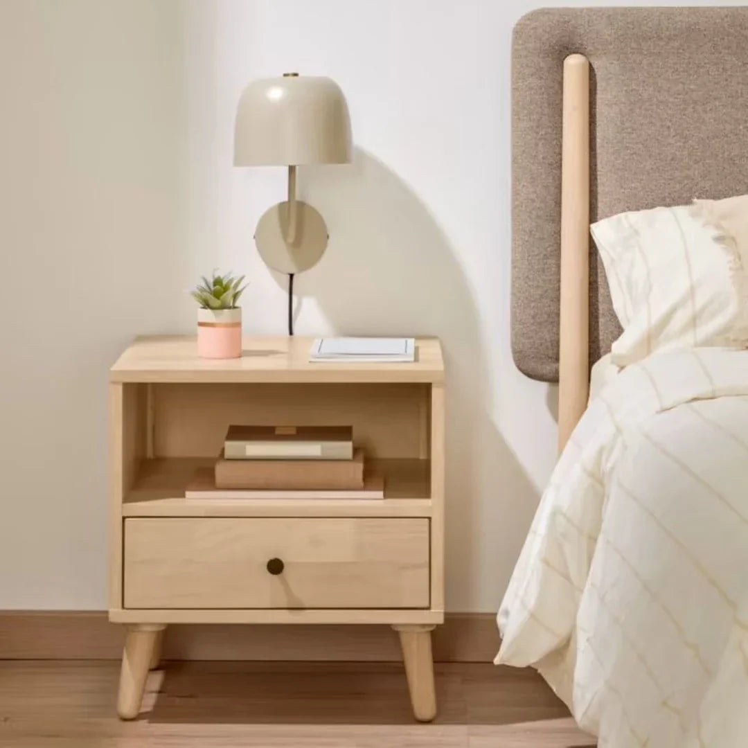Wooden Nightstand – 40 × 40 × 40 cm | CO15