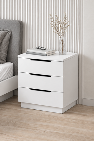 DR33 white three-drawer bedside unit