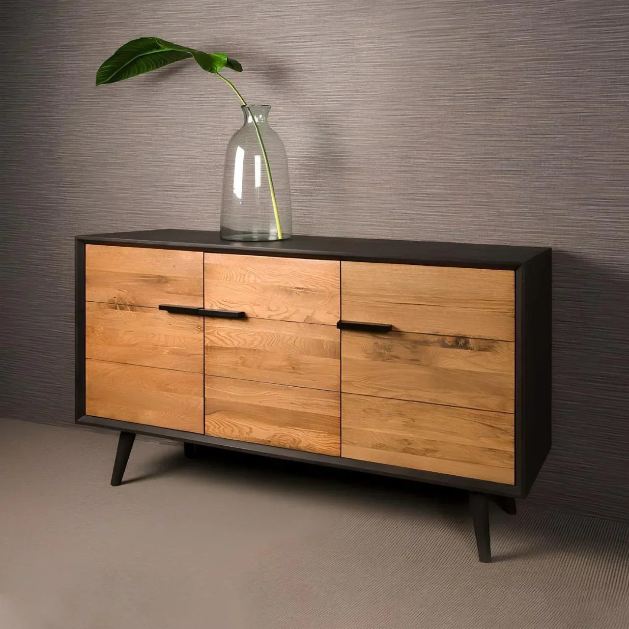 Buffet | Black & Wood | 140 × 40 × 90 cm | BT21